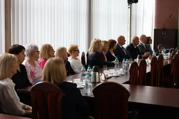 Dzień Edukacji Narodowej w Tomaszowie Lubelskim: burmistrz nagrodził nauczycieli