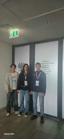Uczniowie z Tomaszowa walczą w Chorwacji na World Robot Olympiad 2026