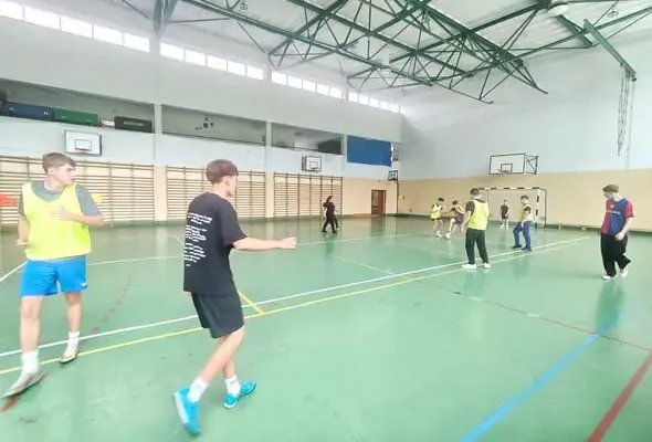 Szkoła wraca do zajęć sportowych po termomodernizacji – także w soboty