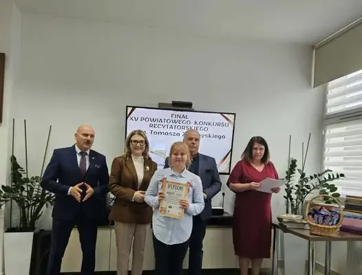 Milena Szum i Paulina Daczyszyn z III miejscami w XV Konkursie Recytatorskim im. Tomasza Zamoyskiego
