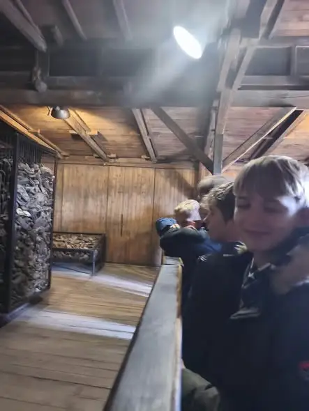Wycieczka uczniów z Jarczowa do Lublina – historia, trampoliny i laserowy paintball