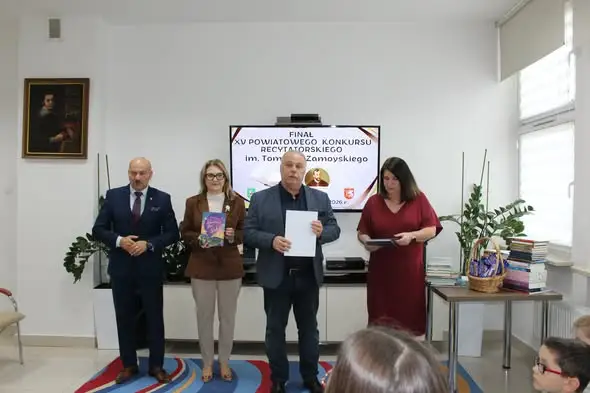 Tomaszów Lubelski: 40 młodych recytatorów nagrodzonych w XV Powiatowym Konkursie im. Tomasza Zamoyskiego