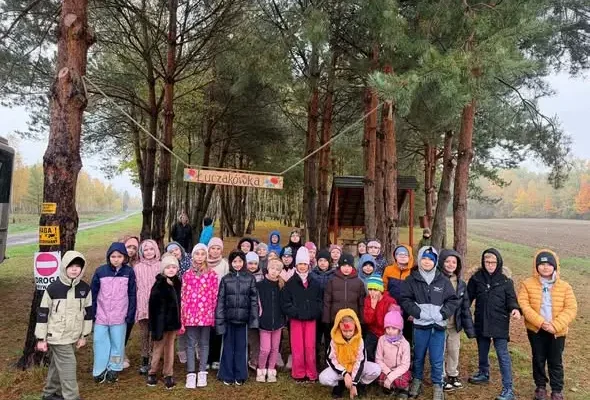 Uczniowie klas 2a i 2c piekli drożdżówki w Łuczakówce