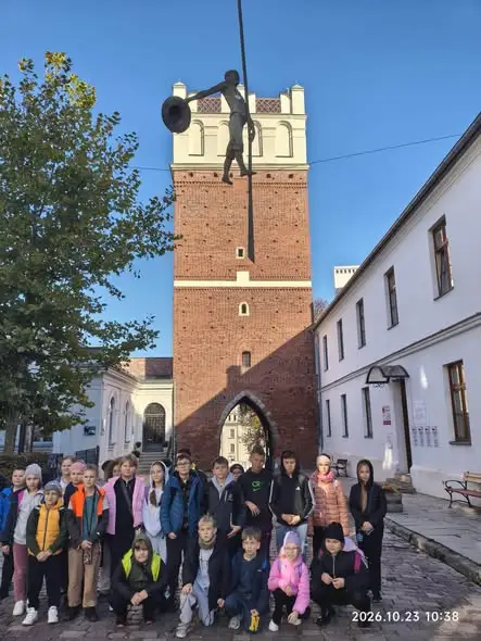 Wycieczka uczniów do Sandomierza i Nowej Dęby pełna wrażeń