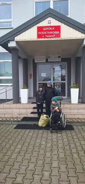 Uczniowie z Pasiek po raz dwunasty posprzątali swoją okolicę
